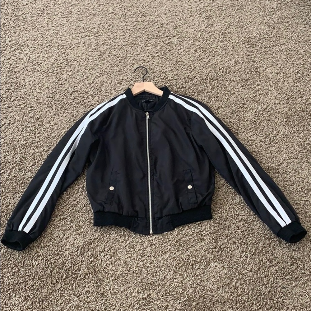 Black with white stripes jacket & pockets